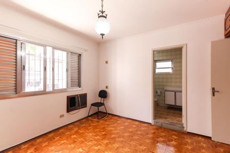 Casa para alugar com 270m², 3 quartos e 3 vagas Casa para alugar com 270m², 3 quartos e 3 vagasSuíte