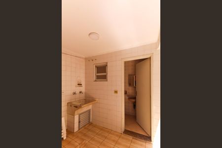 Casa para alugar com 270m², 3 quartos e 3 vagas Casa para alugar com 270m², 3 quartos e 3 vagasÁrea de Serviço