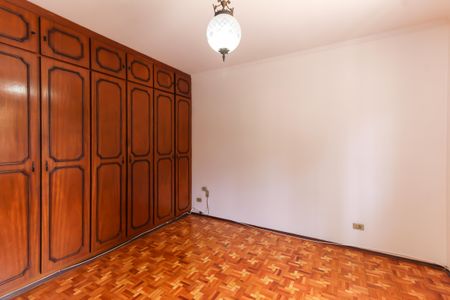 Casa para alugar com 270m², 3 quartos e 3 vagas Casa para alugar com 270m², 3 quartos e 3 vagasSuíte