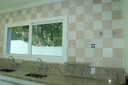 Casa de condomínio para alugar com 440m², 5 quartos e 15 vagasCozinha