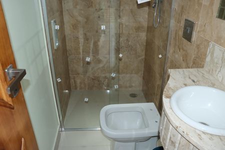 Casa de condomínio para alugar com 440m², 5 quartos e 15 vagasBanheiro 