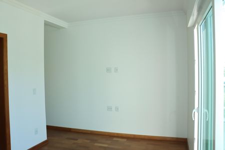 Casa de condomínio para alugar com 440m², 5 quartos e 15 vagasSuíte 2