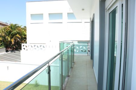 Casa de condomínio para alugar com 440m², 5 quartos e 15 vagasSacada Suíte 2