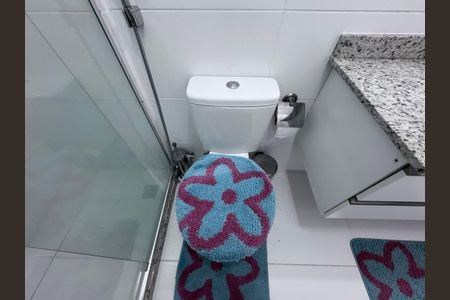 Apartamento à venda com 81m², 3 quartos e 2 vagas Apartamento à venda com 81m², 3 quartos e 2 vagasBanheiro Social