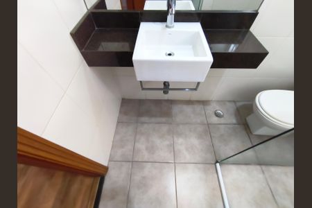 Casa à venda com 320m², 3 quartos e 5 vagasBanheiro Social