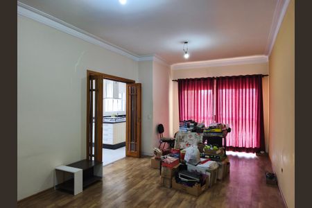 Casa à venda com 320m², 3 quartos e 5 vagasSala