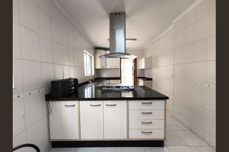 Casa à venda com 320m², 3 quartos e 5 vagasCozinha