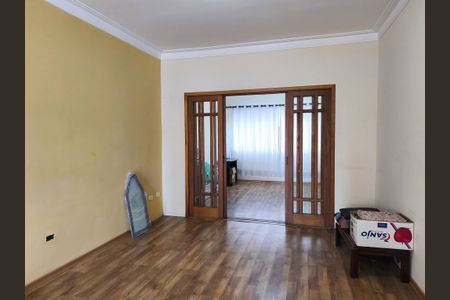Casa à venda com 320m², 3 quartos e 5 vagasSala