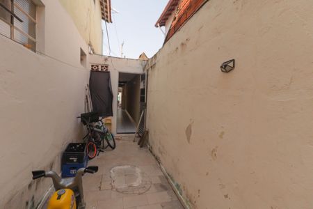 Casa à venda com 45m², 2 quartos e 1 vagaCorredor
