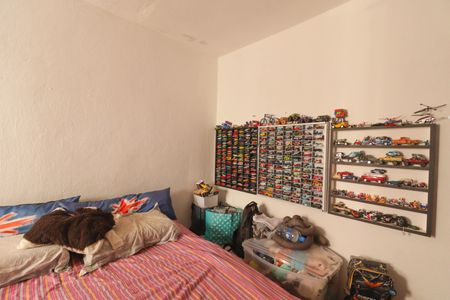 Casa à venda com 45m², 2 quartos e 1 vagaQuarto