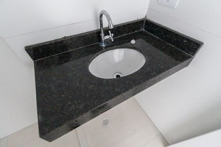 Apartamento para alugar com 50m², 2 quartos e sem vaga Apartamento para alugar com 50m², 2 quartos e sem vagaBanheiro Social