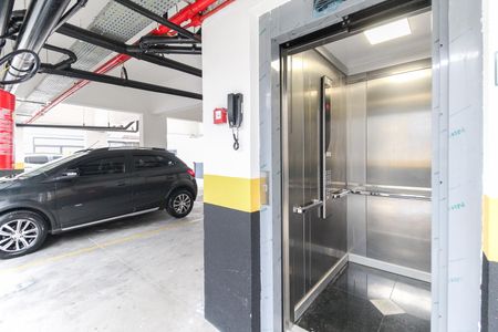 Apartamento para alugar com 50m², 2 quartos e sem vaga Apartamento para alugar com 50m², 2 quartos e sem vagaÁrea comum - Elevador