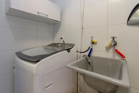 Casa à venda com 116m², 4 quartos e sem vagaLavanderia