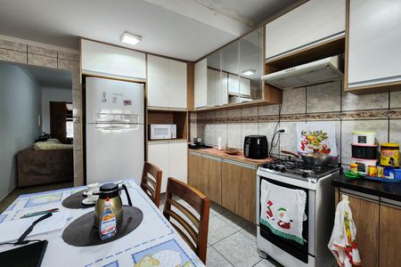 Casa à venda com 102m², 2 quartos e 1 vaga Casa à venda com 102m², 2 quartos e 1 vagaCozinha