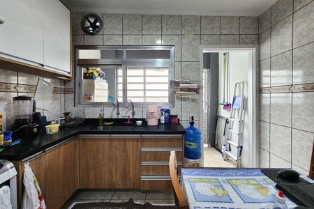 Casa à venda com 102m², 2 quartos e 1 vaga Casa à venda com 102m², 2 quartos e 1 vagaCozinha