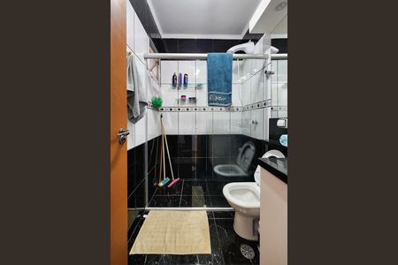 Casa à venda com 102m², 2 quartos e 1 vaga Casa à venda com 102m², 2 quartos e 1 vagaBanheiro