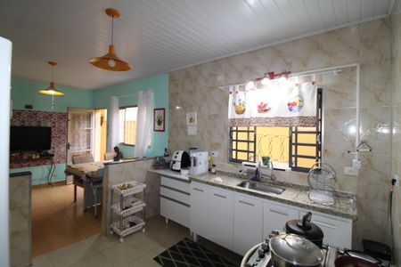 Casa à venda com 200m², 2 quartos e 3 vagasSala/Cozinha