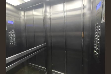 Apartamento para alugar com 70m², 3 quartos e 1 vaga Apartamento para alugar com 70m², 3 quartos e 1 vagaElevador