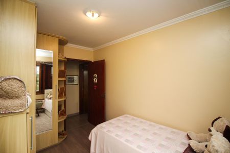 Apartamento à venda com 80m², 2 quartos e 2 vagasQuarto 2