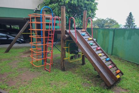 Apartamento à venda com 80m², 2 quartos e 2 vagasÁrea comum - Playground