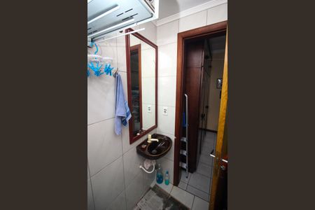 Apartamento à venda com 80m², 2 quartos e 2 vagasBanheiro de serviço