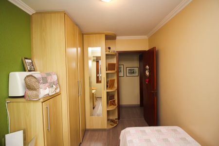 Apartamento à venda com 80m², 2 quartos e 2 vagasQuarto 2