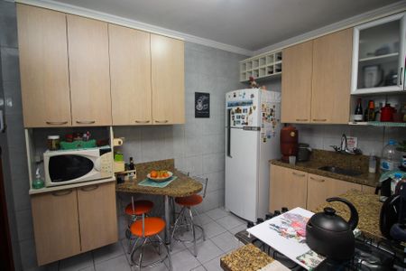 Apartamento à venda com 80m², 2 quartos e 2 vagasCozinha
