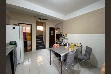 Casa à venda com 100m², 2 quartos e sem vaga