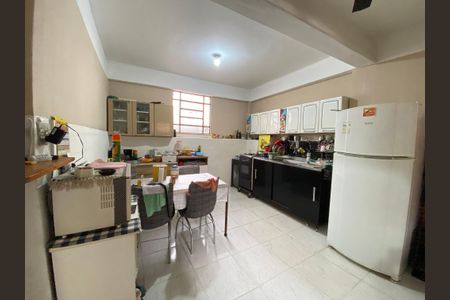 Casa à venda com 100m², 2 quartos e sem vaga