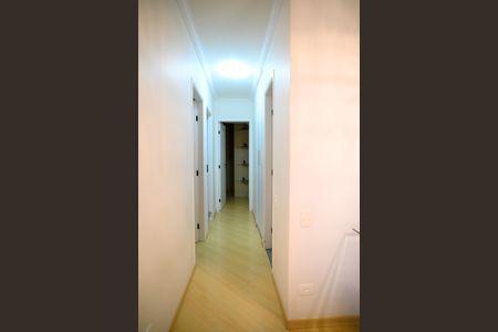 Apartamento à venda com 75m², 3 quartos e 1 vaga Apartamento à venda com 75m², 3 quartos e 1 vagaCorredor