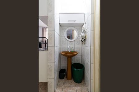 Apartamento para alugar com 56m², 2 quartos e 1 vaga Apartamento para alugar com 56m², 2 quartos e 1 vagaBanheiro