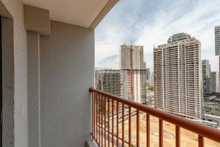 Studio para alugar com 25m², 1 quarto e sem vaga Studio para alugar com 25m², 1 quarto e sem vagaVaranda