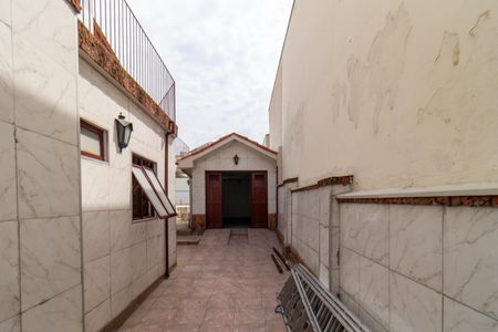 Casa para alugar com 210m², 2 quartos e 3 vagasQuintal