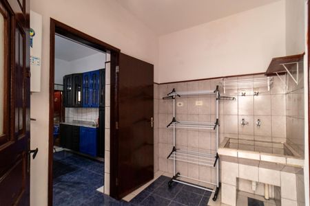 Casa para alugar com 210m², 2 quartos e 3 vagasÁrea de Serviço