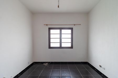 Casa para alugar com 210m², 2 quartos e 3 vagasSuíte