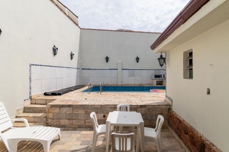 Casa para alugar com 210m², 2 quartos e 3 vagasPiscina