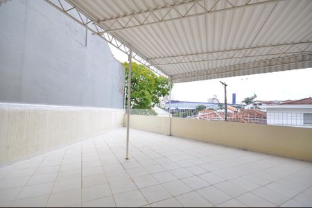 Casa à venda com 191m², 1 quarto e 2 vagasTerraço