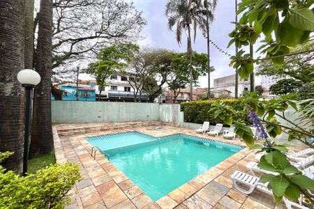 Apartamento à venda com 56m², 2 quartos e 2 vagas Apartamento à venda com 56m², 2 quartos e 2 vagasÁrea comum - Piscina