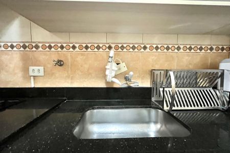 Apartamento à venda com 56m², 2 quartos e 2 vagas Apartamento à venda com 56m², 2 quartos e 2 vagasCozinha