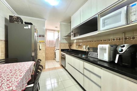 Apartamento à venda com 56m², 2 quartos e 2 vagas Apartamento à venda com 56m², 2 quartos e 2 vagasCozinha
