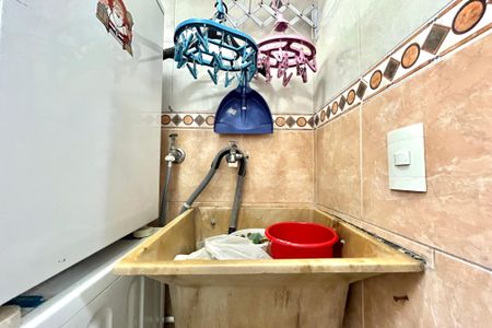 Apartamento à venda com 56m², 2 quartos e 2 vagas Apartamento à venda com 56m², 2 quartos e 2 vagasÁrea de Serviço