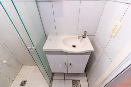 Banheiro de apartamento à venda com 1 quarto, 27m² em Centro Histórico, Porto Alegre