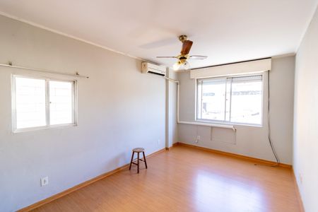 Sala/Quarto de apartamento à venda com 1 quarto, 27m² em Centro Histórico, Porto Alegre