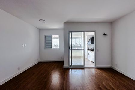 Apartamento à venda com 75m², 2 quartos e 1 vagaSala