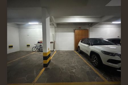 Apartamento à venda com 125m², 4 quartos e 1 vaga Apartamento à venda com 125m², 4 quartos e 1 vagaGaragem