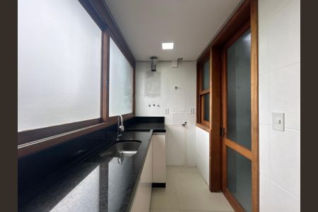 Apartamento à venda com 125m², 4 quartos e 1 vaga Apartamento à venda com 125m², 4 quartos e 1 vagaÁrea de Serviço