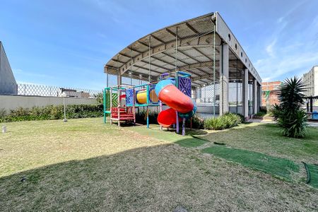Apartamento à venda com 66m², 2 quartos e 2 vagasÁrea comum - Playground