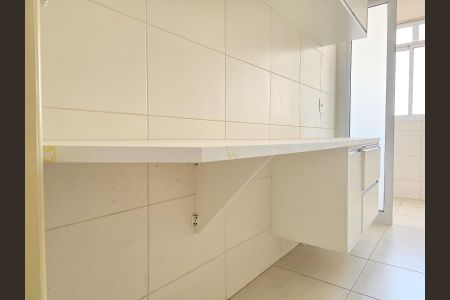 Apartamento à venda com 70m², 3 quartos e 2 vagasCozinha