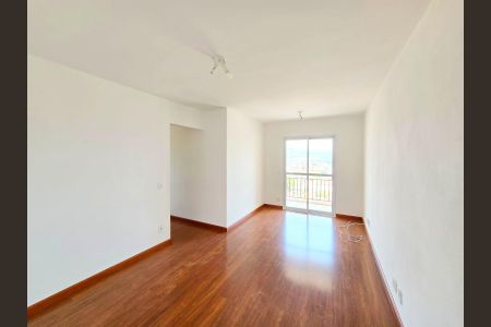 Sala de apartamento à venda com 3 quartos, 70m² em Picanço, Guarulhos