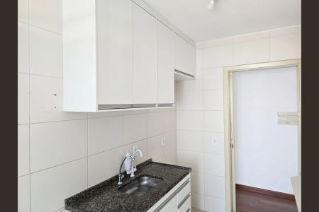 Apartamento à venda com 70m², 3 quartos e 2 vagasCozinha